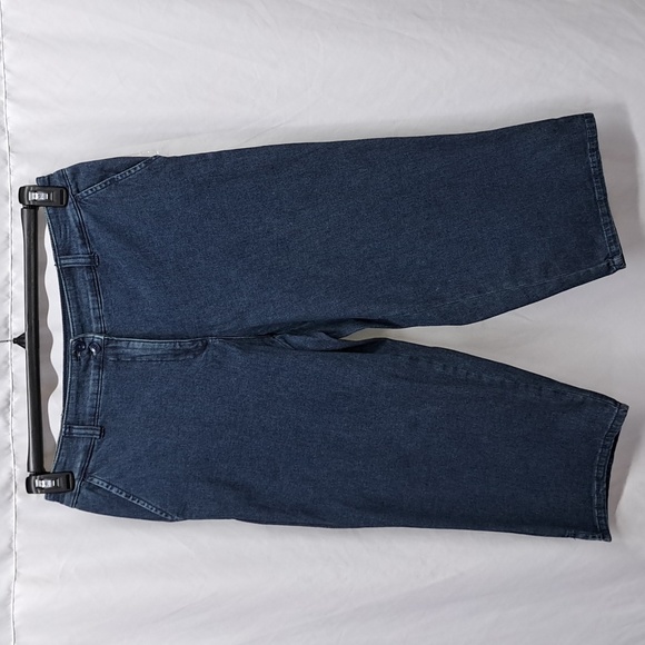 Karen Scott Women's Comfort-Waist Capri Pants, Dark Wash - Picture 4 of 13